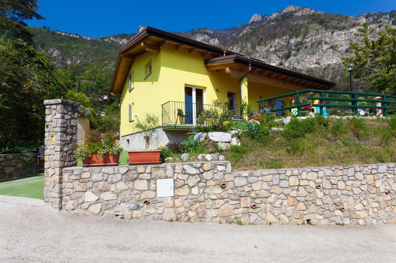 Casa Vacanze Marisol Tremosine Bagian luar foto